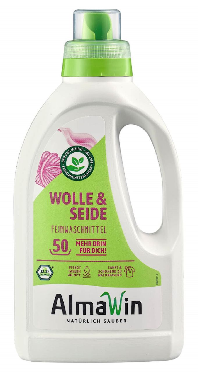 PŁYN DO PRANIA WEŁNIANYCH I JEDWABNYCH UBRAŃ (KONCENTRAT) ECO 750 ml...