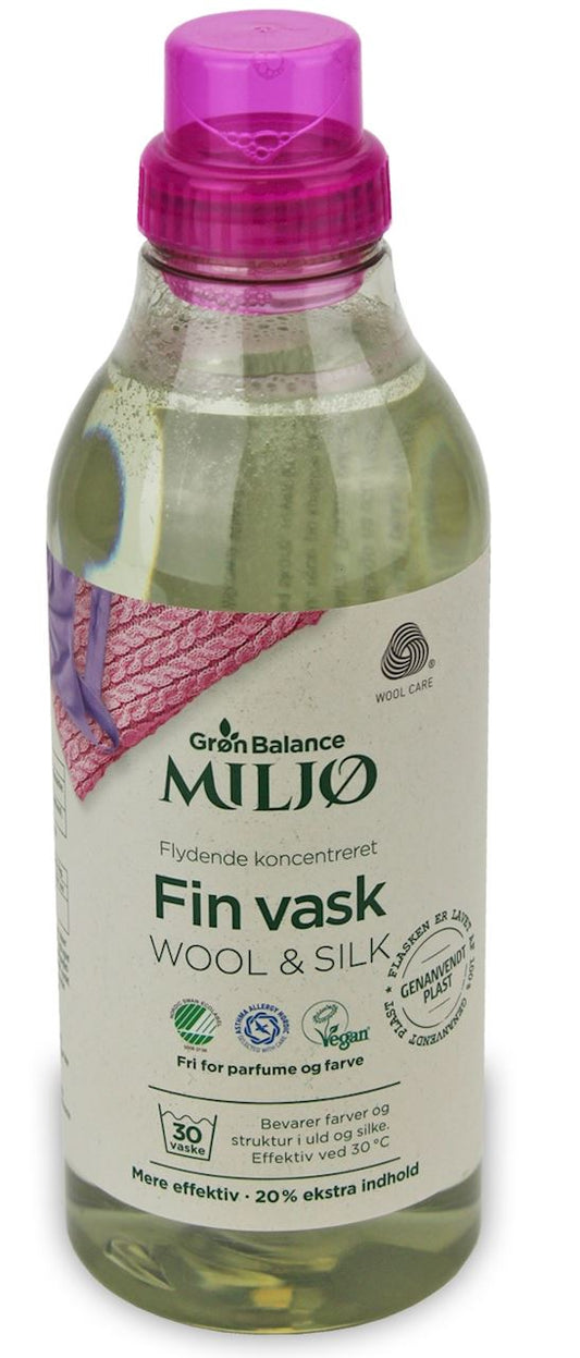 PŁYN DO PRANIA WEŁNIANYCH I JEDWABNYCH UBRAŃ (KONCENTRAT) ECO 900 ml...